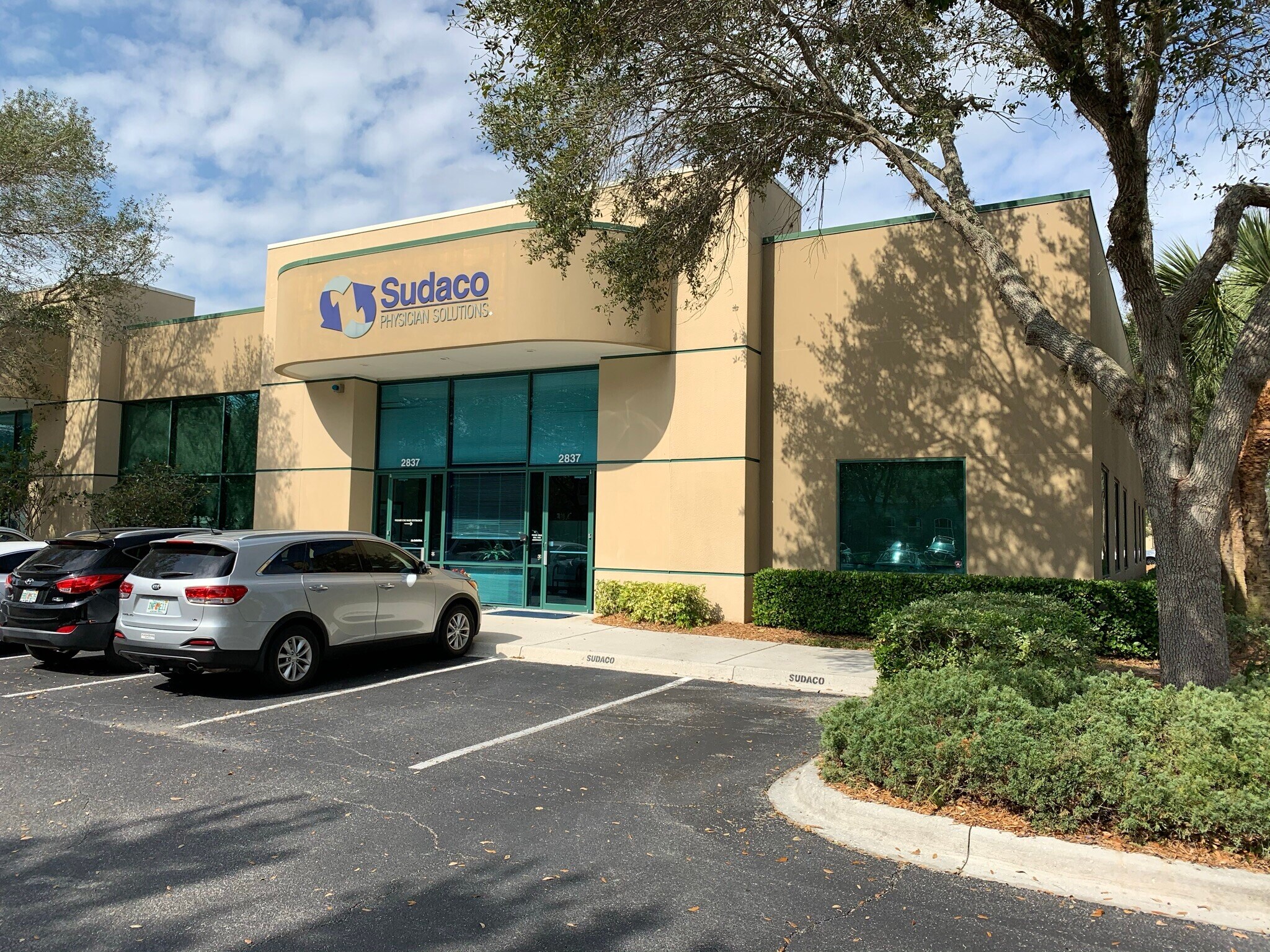 2821-2837 Cattlemen Rd, Sarasota, FL for lease Building Photo- Image 1 of 16