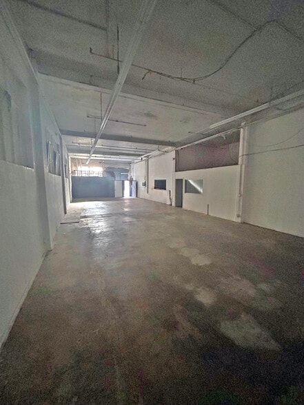 1024 Maple Ave, Los Angeles, CA à vendre - Photo intérieure - Image 3 de 3