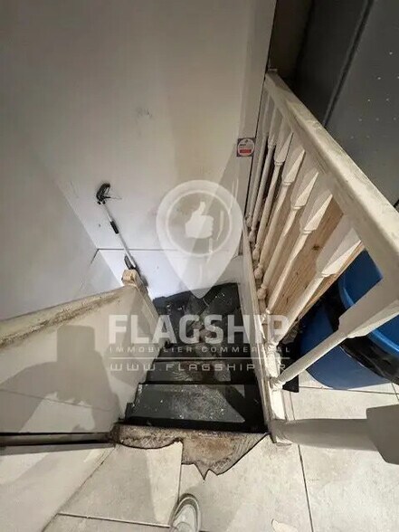 Commerce de détail dans SAINT-HILAIRE à louer - Photo du bâtiment - Image 3 de 8