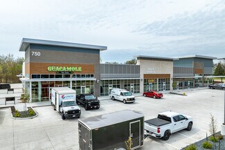 Plus de détails pour 750 Hickman Rd, Waukee, IA - Commerce de détail à louer
