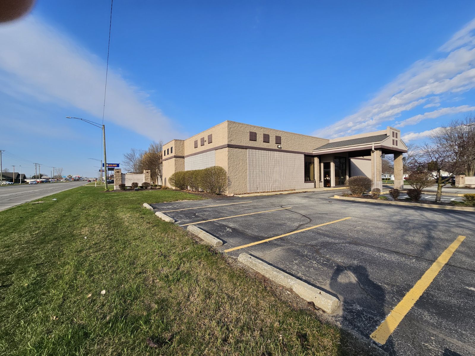 711 W Gardner Dr, Marion, IN for lease Primary Photo- Image 1 of 73