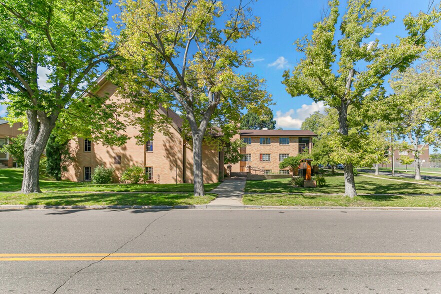 3955-3995 N Irving St, Denver, CO à louer - Photo du bâtiment - Image 2 de 78