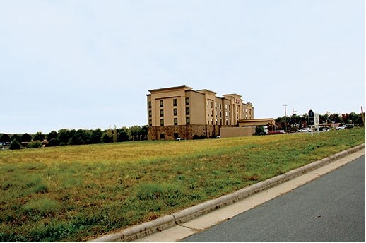 More details for 321 Summit Square Ct, Winston-Salem, NC - Land for Lease