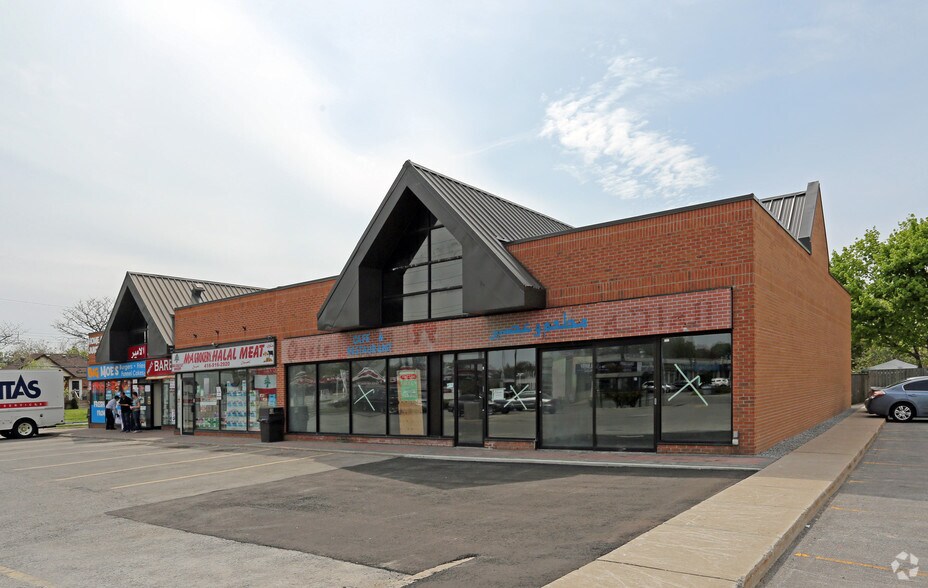 1961 Lawrence Ave E, Toronto, ON à vendre - Photo principale - Image 1 de 1