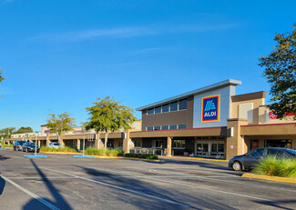 More details for 8501-8637 W Hillsborough Ave, Tampa, FL - Retail for Lease