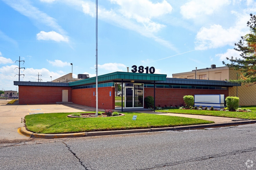 3810 N Tulsa Ave, Oklahoma City, OK for lease - Building Photo - Image 3 of 23