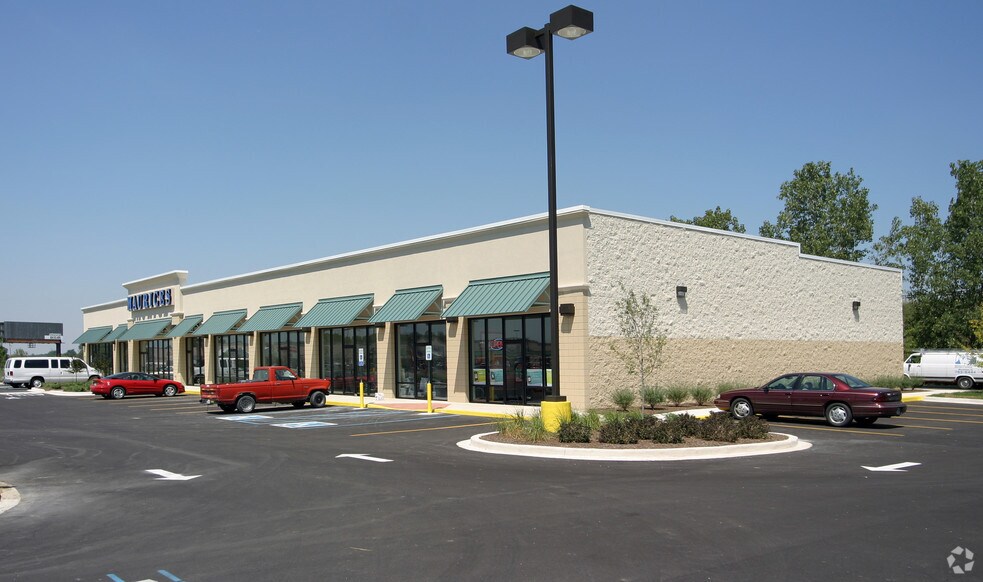 2500 Progress Pky, Shelbyville, IN à louer - Photo du bâtiment - Image 2 de 5