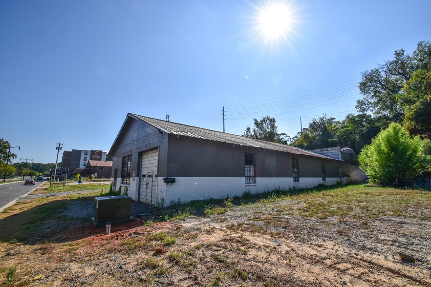 2317 & 2327 Jack Warner Pky, Tuscaloosa, AL for sale - Building Photo - Image 3 of 3