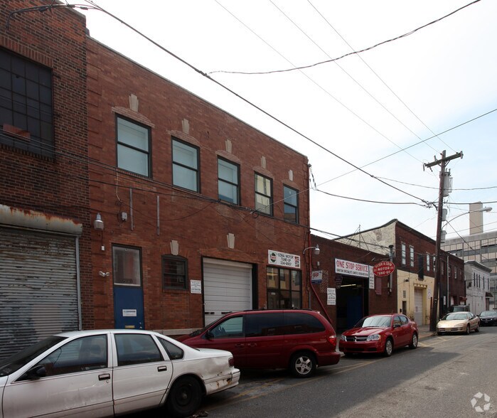 2019-2025 S Juniper St, Philadelphia, PA à louer - Photo du bâtiment - Image 2 de 2