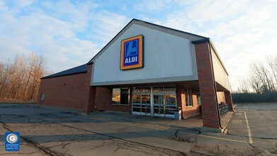 426 Oberlin Rd, Elyria, OH for lease Building Photo- Image 1 of 1