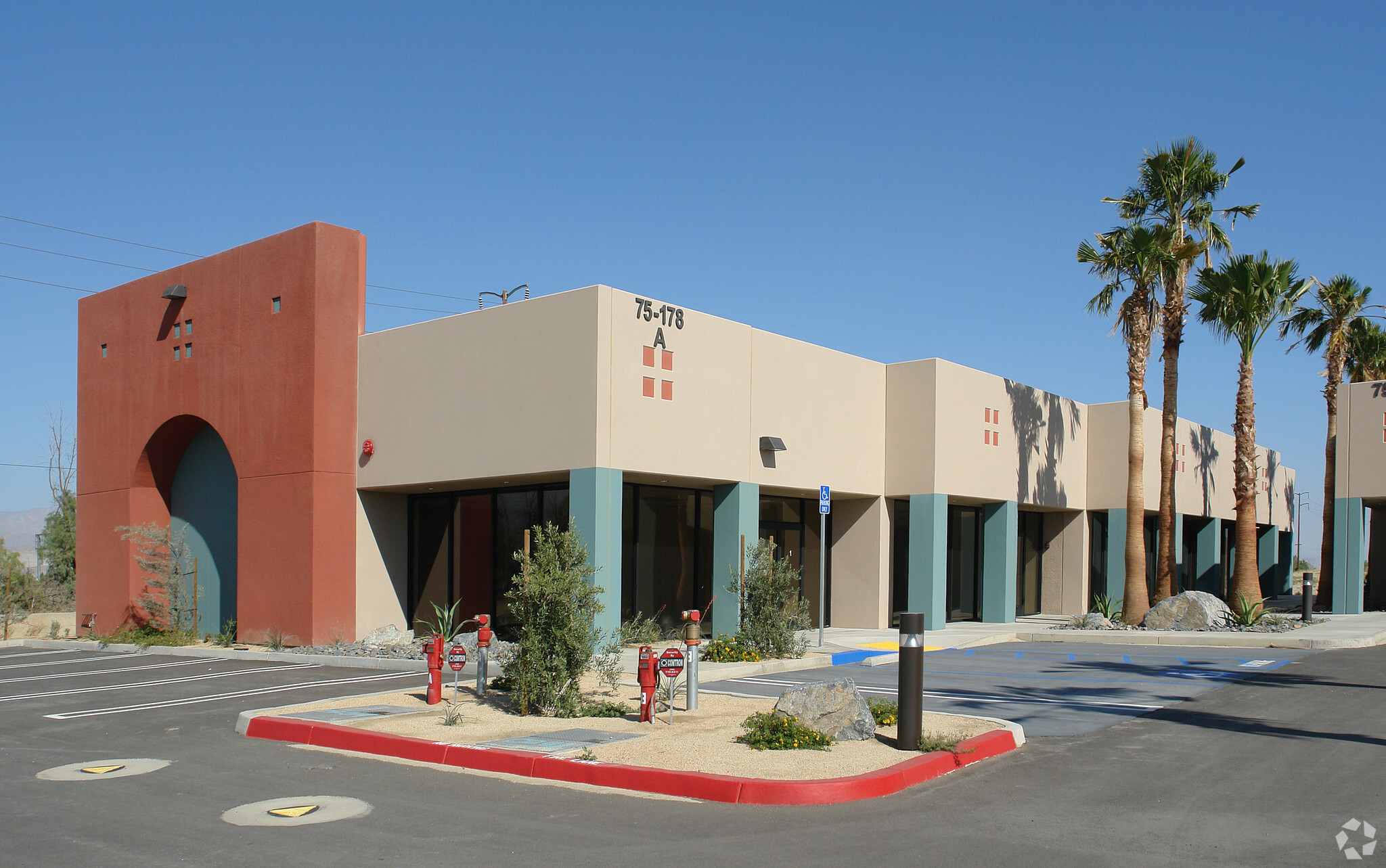 75178 Gerald Ford Dr, Palm Desert, CA for sale Primary Photo- Image 1 of 1