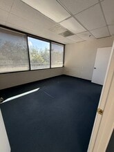 5899 Whitfield Ave, Sarasota, FL for lease Interior Photo- Image 2 of 4