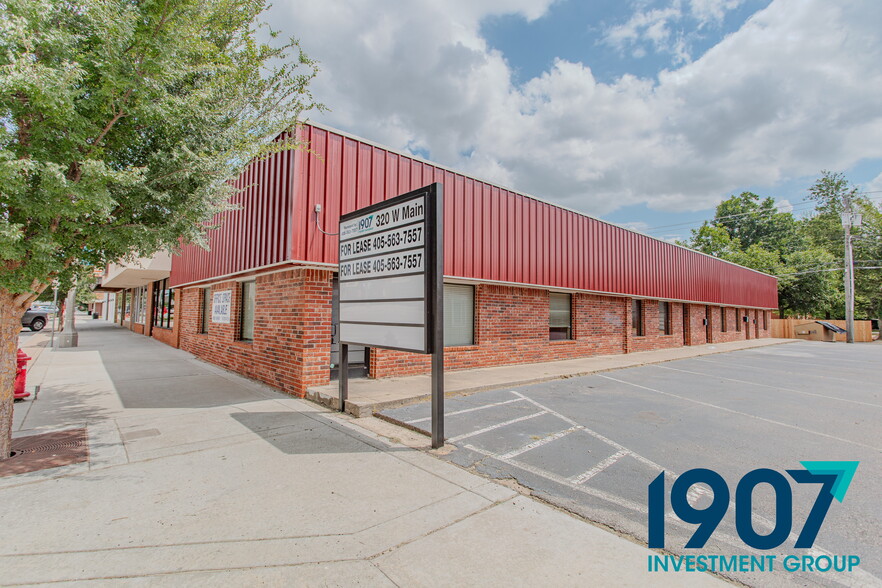 320 W Main St, Norman, OK for lease - Building Photo - Image 1 of 4