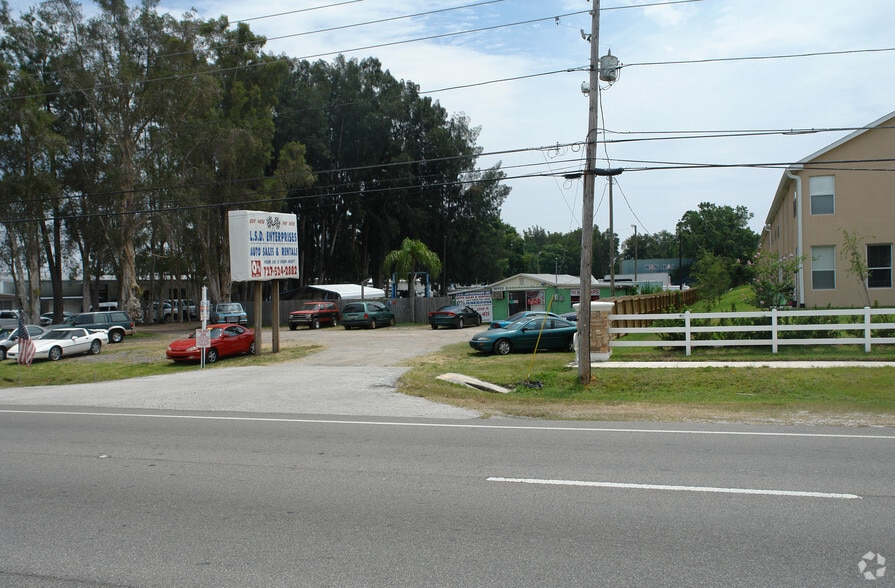 12811 66th St N, Largo, FL for sale - Building Photo - Image 3 of 4