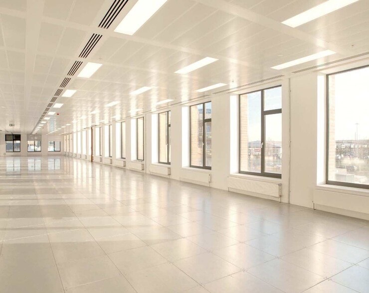 1 South Brook St, Leeds for lease - Building Photo - Image 2 of 8