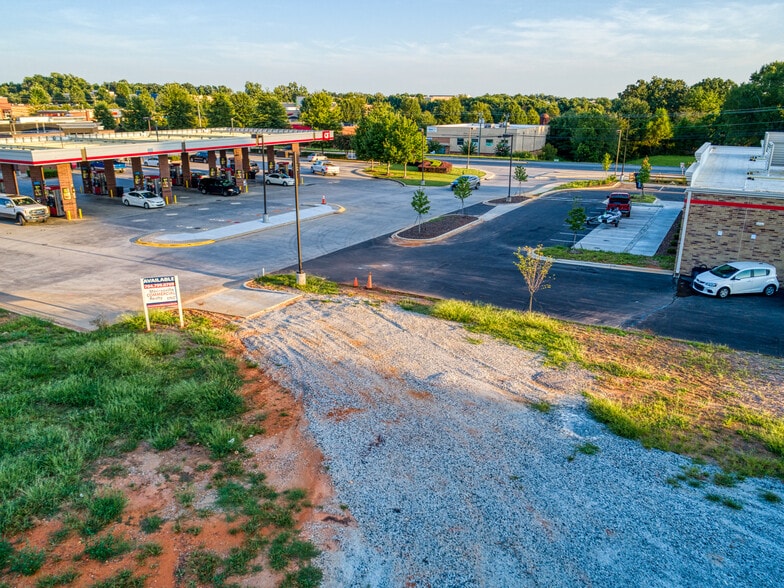 690 River Highway Unit #3, Mooresville, NC for sale - Building Photo - Image 3 of 27