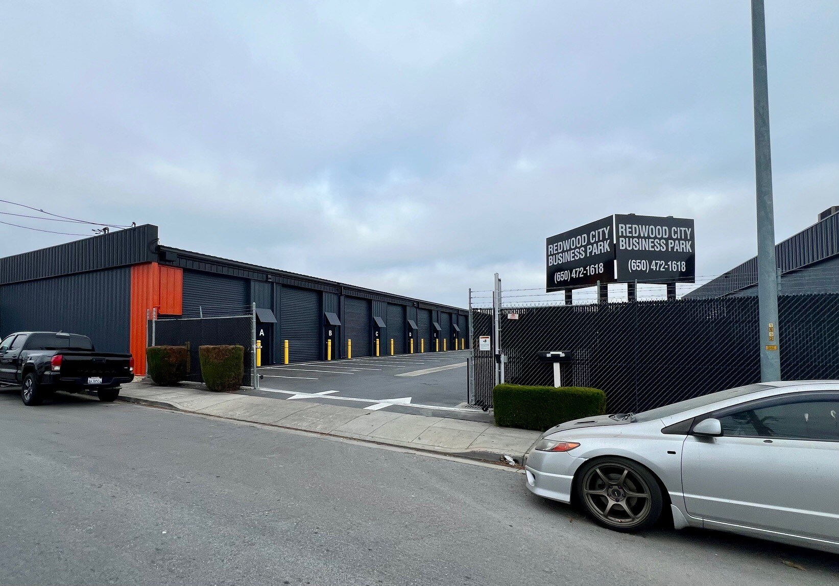 815-831 Warrington Ave, Redwood City, CA à louer Photo principale- Image 1 de 10