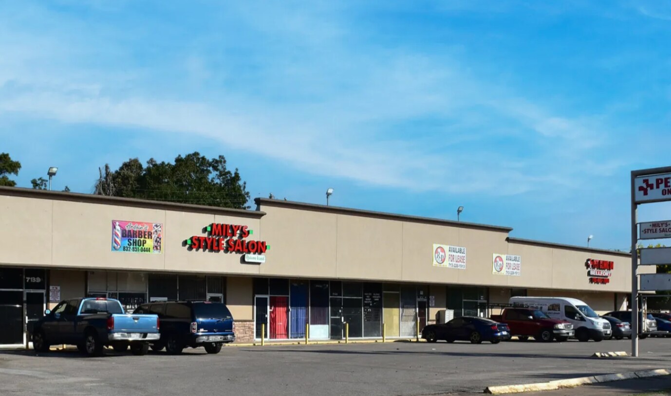 7137-7151 Bellfort Ave, Houston, TX à louer Photo du bâtiment- Image 1 de 2