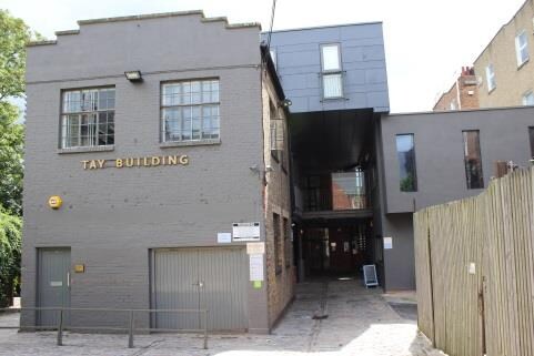 2A-2B Wrentham Ave, Londres à vendre Photo principale- Image 1 de 1