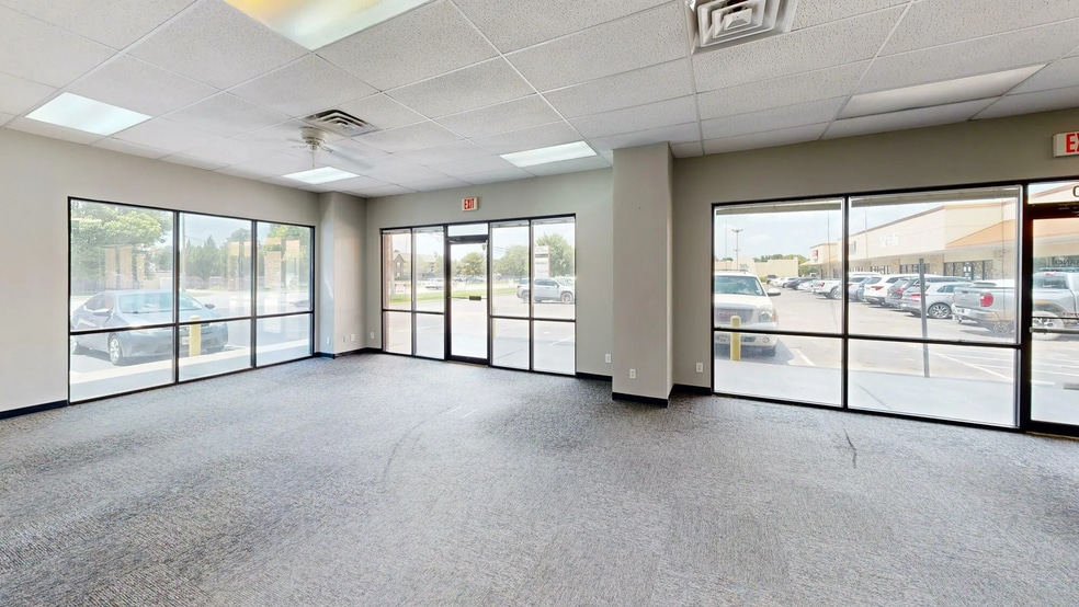 6801 Bell St, Amarillo, TX for lease - Interior Photo - Image 2 of 7