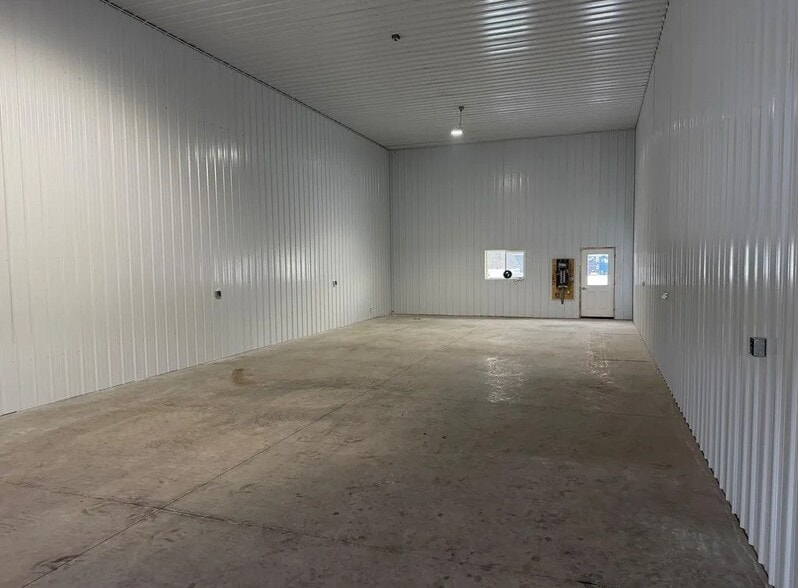 30 King Rd, Churchville, NY for lease - Interior Photo - Image 3 of 3