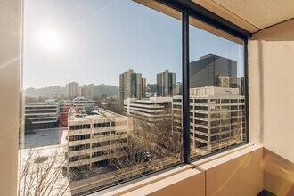 1500 SW 1st Ave, Portland, OR for lease Building Photo- Image 2 of 4