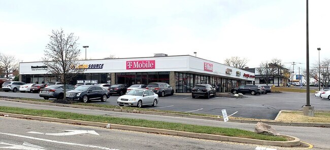 More details for 125-139 E Kemper Rd, Cincinnati, OH - Retail for Lease