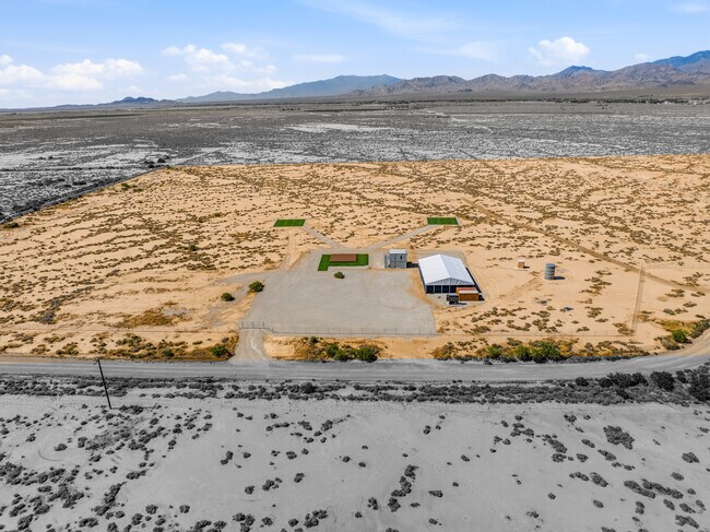 Plus de détails pour Cactus Rd & Brookmore Rd, Baker, CA - Terrain à vendre
