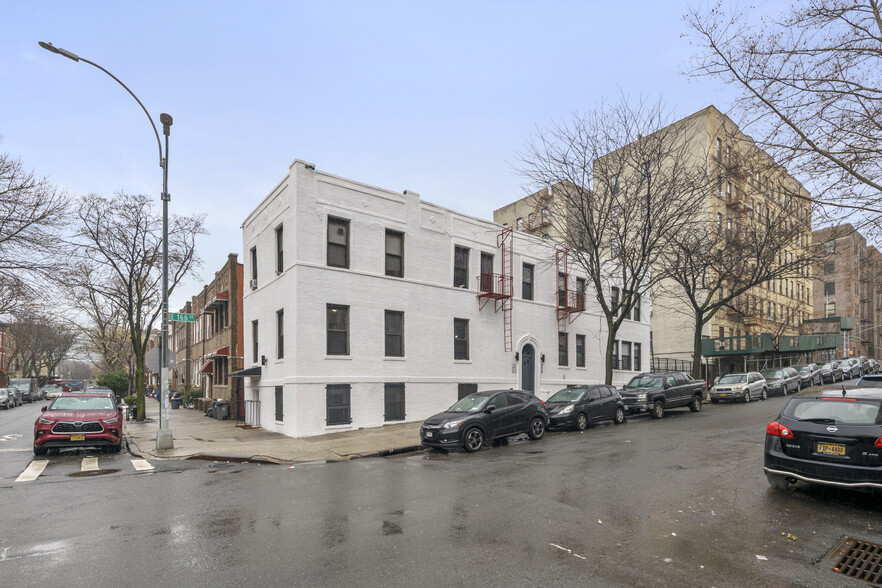 234 E 166th St, Bronx, NY for sale - Primary Photo - Image 1 of 1