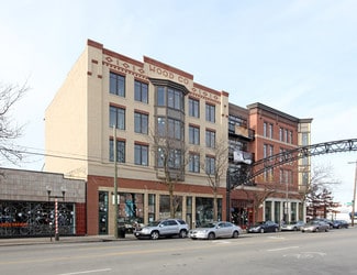 Plus de détails pour 939 N High St, Columbus, OH - Bureau à louer