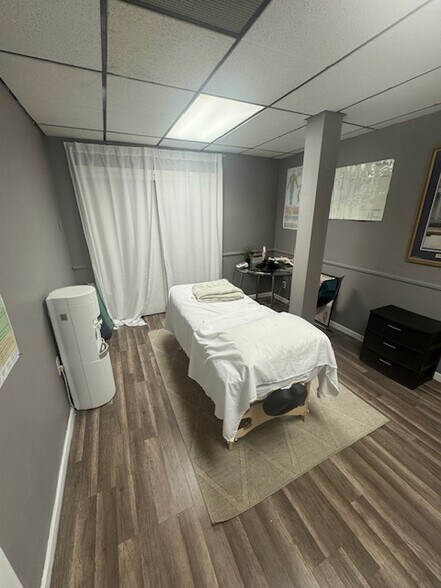 6841 S Yosemite St, Centennial, CO à louer - Photo du bâtiment - Image 2 de 13