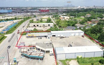 9905 Clinton Dr, Houston, TX - AERIAL map view