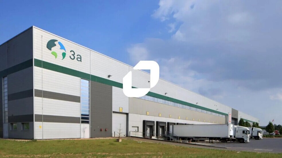 Industrial in Moissy-Cramayel for lease - Building Photo - Image 1 of 5