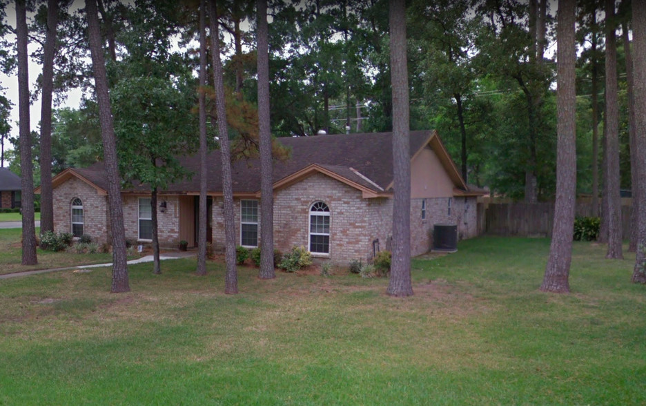 27250 Robinson Rd, Conroe, TX à vendre - Photo du bâtiment - Image 1 de 1