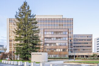 Plus de détails pour 3 Avenue Du Centre, Guyancourt - Bureau à louer