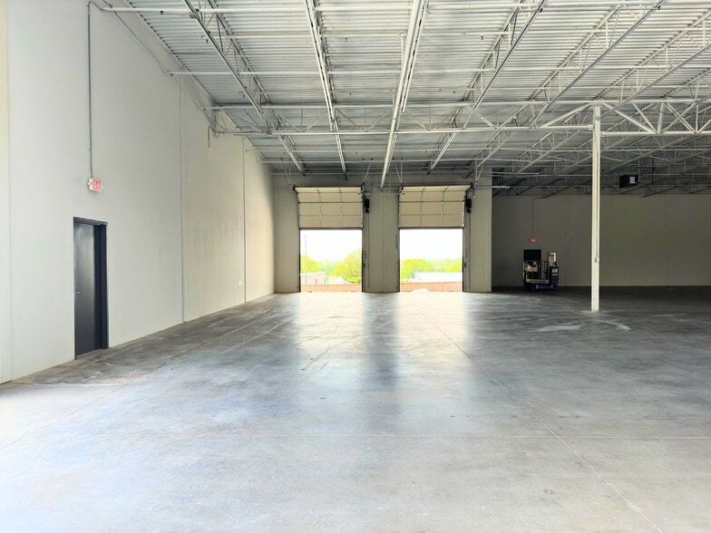 120 Business Pk Dr, Hudson Oaks, TX à louer - Photo intérieure - Image 3 de 19