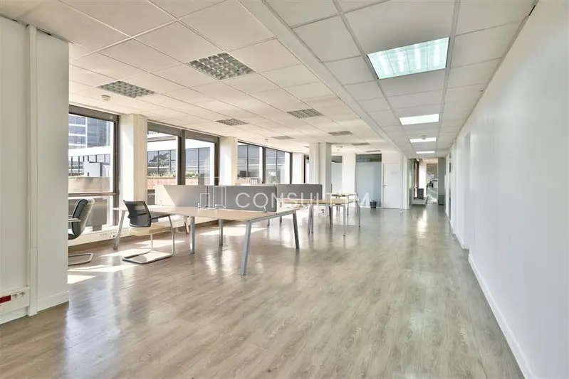 Bureau dans Saint-Cloud à louer - Photo intérieure - Image 1 de 7
