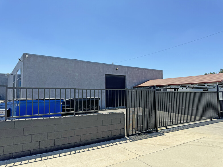 11487 San Fernando Rd, San Fernando, CA for lease - Building Photo - Image 3 of 13