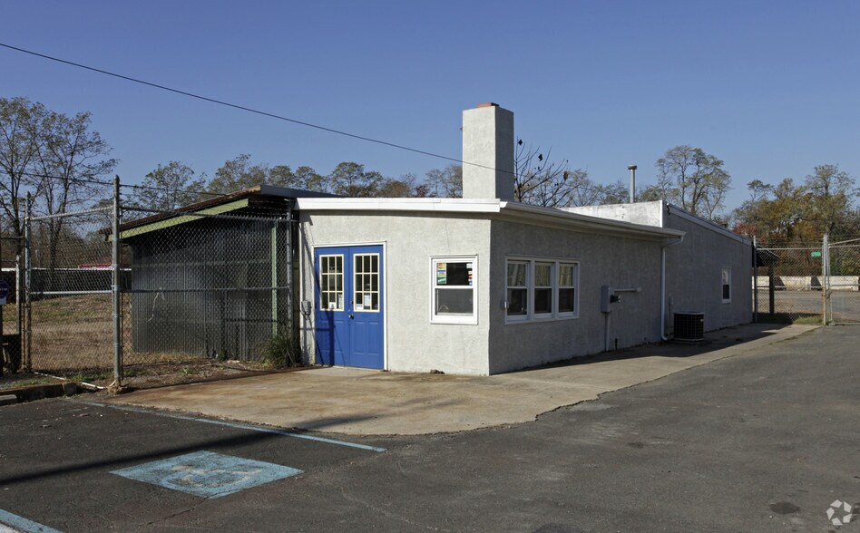 22 US Highway 130_, Trenton, NJ à vendre - Photo principale - Image 1 de 1