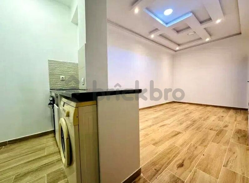 Immeuble residentiel dans Barcelone, Barcelona à vendre - Photo intérieure - Image 2 de 2