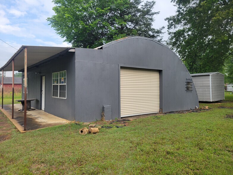 2209 Avenue A, Hooks, TX à vendre - Photo du bâtiment - Image 1 de 6