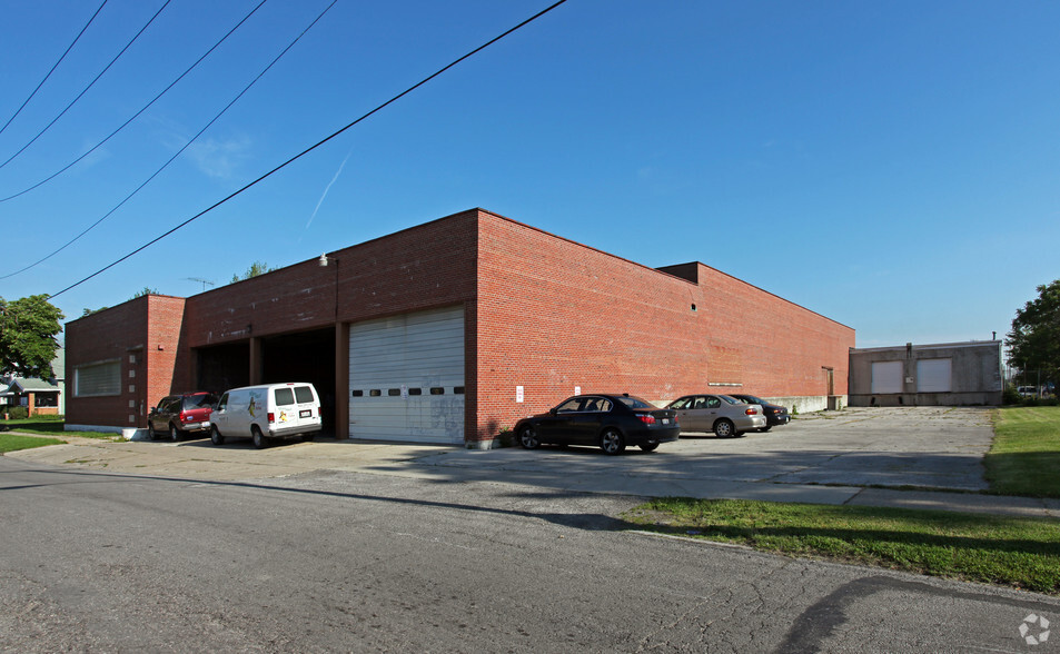 1225 Avondale Ave, Toledo, OH for sale - Primary Photo - Image 1 of 1