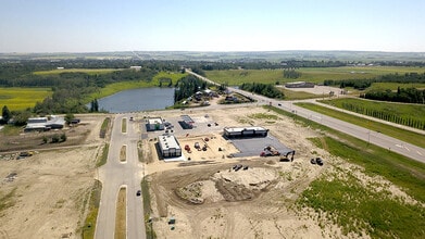 Hwy 12 76th St, Lacombe, AB - AÉRIEN Vue de la carte - Image1