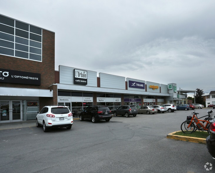 378-390 Boul Maloney E, Gatineau, QC à louer - Photo du bâtiment - Image 2 de 2