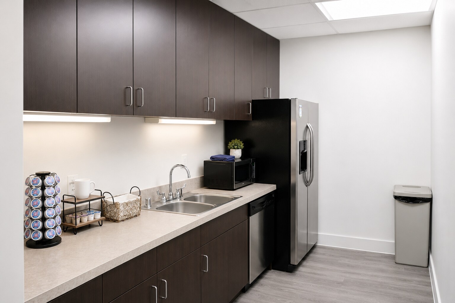 13465 Midway Rd, Farmers Branch, TX for lease Interior Photo- Image 1 of 5