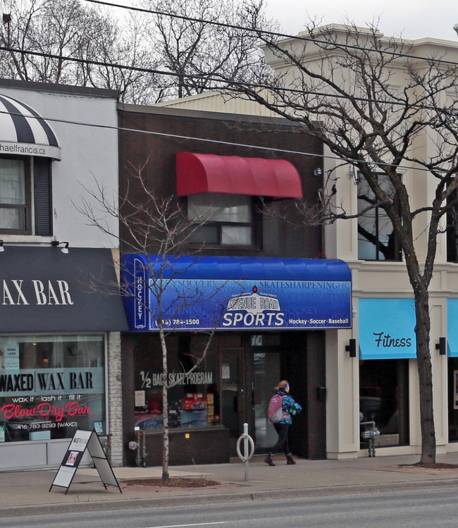 Plus de détails pour 1775 Avenue Rd, Toronto, ON - Bureau à louer