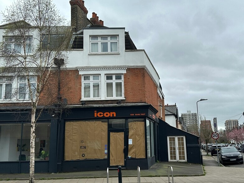 18 Coombe Rd, Kingston Upon Thames for lease - Building Photo - Image 1 of 3