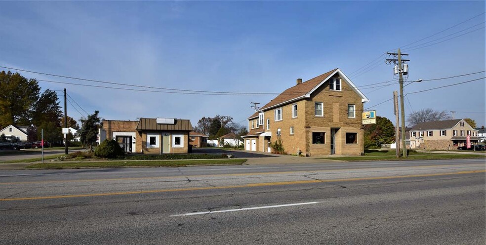 5652 State Rd, Parma, OH à vendre - Photo principale - Image 1 de 1