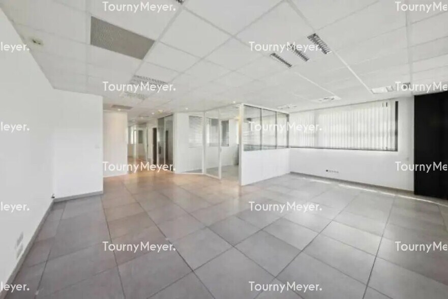 Office in Castelnau-le-Lez for lease - Interior Photo - Image 2 of 6