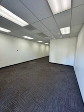 2431 N Tustin Ave, Santa Ana, CA for lease Building Photo- Image 2 of 10